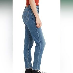 Levi's  High Waisted Mom Jeans